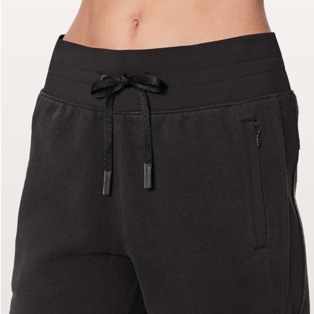 Lululemon Get Going Jogger Size 6 - image 2